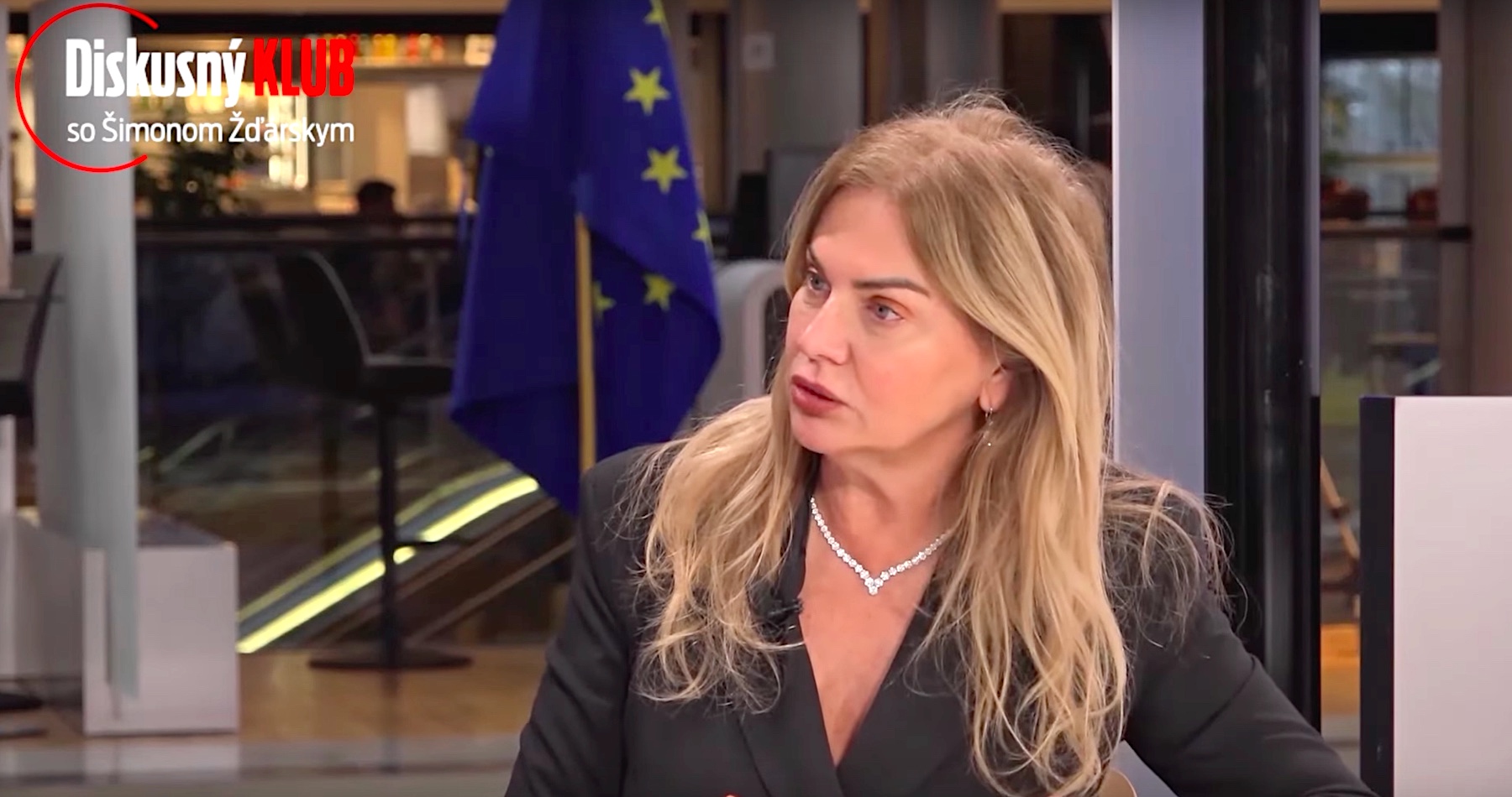 VIDEO: Europoslankyňa Beňová odkazuje Huliakovi & spol., ale aj migaľovcom, že ak povalia Ficovu vládu, korporátne médiá už o nich ani nezakopnú