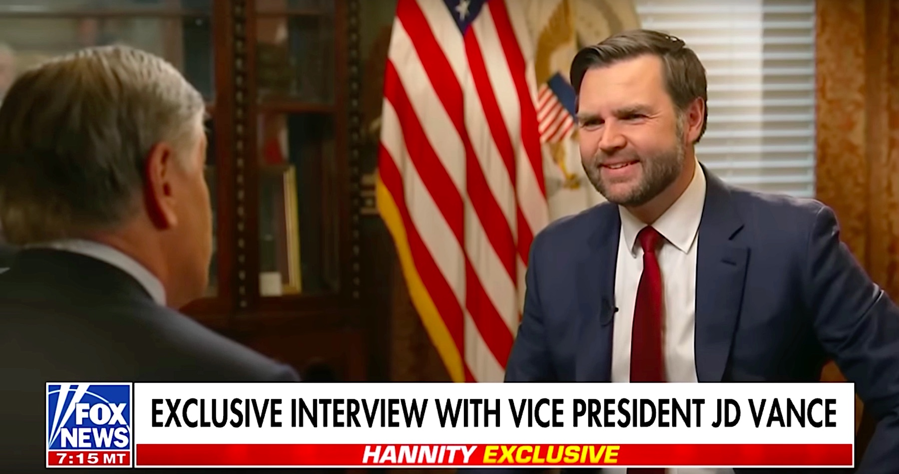 VIDEO: „Zelenskyj nie je pripravený rokovať o mieri. Keď zmení názor, Donald Trump sa s ním bude baviť,“ vyhlásil americký viceprezident JD Vance s tým, že ukrajinský prezident napokon bude musieť prejaviť ochotu rokovať s Ruskom o ukončení vojny. Niektorí európski lídri podľa neho v súkromí uznávajú, že financovanie Ukrajiny vo vojne s Ruskom nemôže trvať donekonečna, verejne však sľubujú podporu Zelenskému na ďalšie desaťročie a robia tak Ukrajine medvediu službu