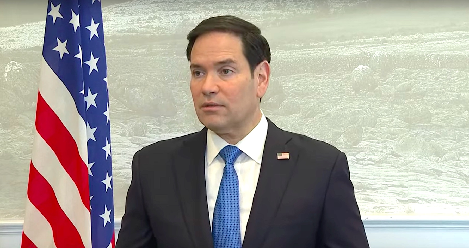 VIDEO: USA vyzývajú Rusko, aby v záujme dosiahnutia mieru ukončilo nepriateľské akcie proti Ukrajine, vyhlásil šéf amerického rezortu diplomacie Marco Rubio a zdôraznil, že konflikt nemá vojenské riešenie