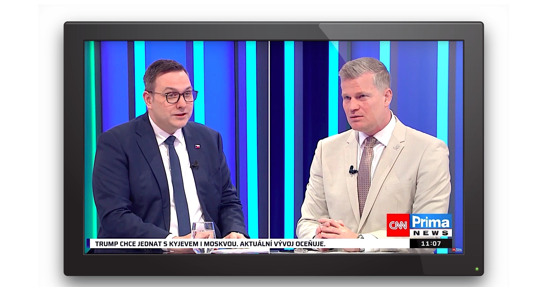 VIDEO: „Většina občanů čeká, kdy se konečně omluvíte. Několik let jste uráželi polovinu národa za to, že je proruská, protože jen říkala, jak to nakonec na Ukrajin dopadne. A tak to nakonec dopadlo,“ povedal europoslanec Filip Turek  ministrovi zahraničných vecí Janovi Lipavskému, slúžiacemu záujmom Bruselu a Ukrajiny
