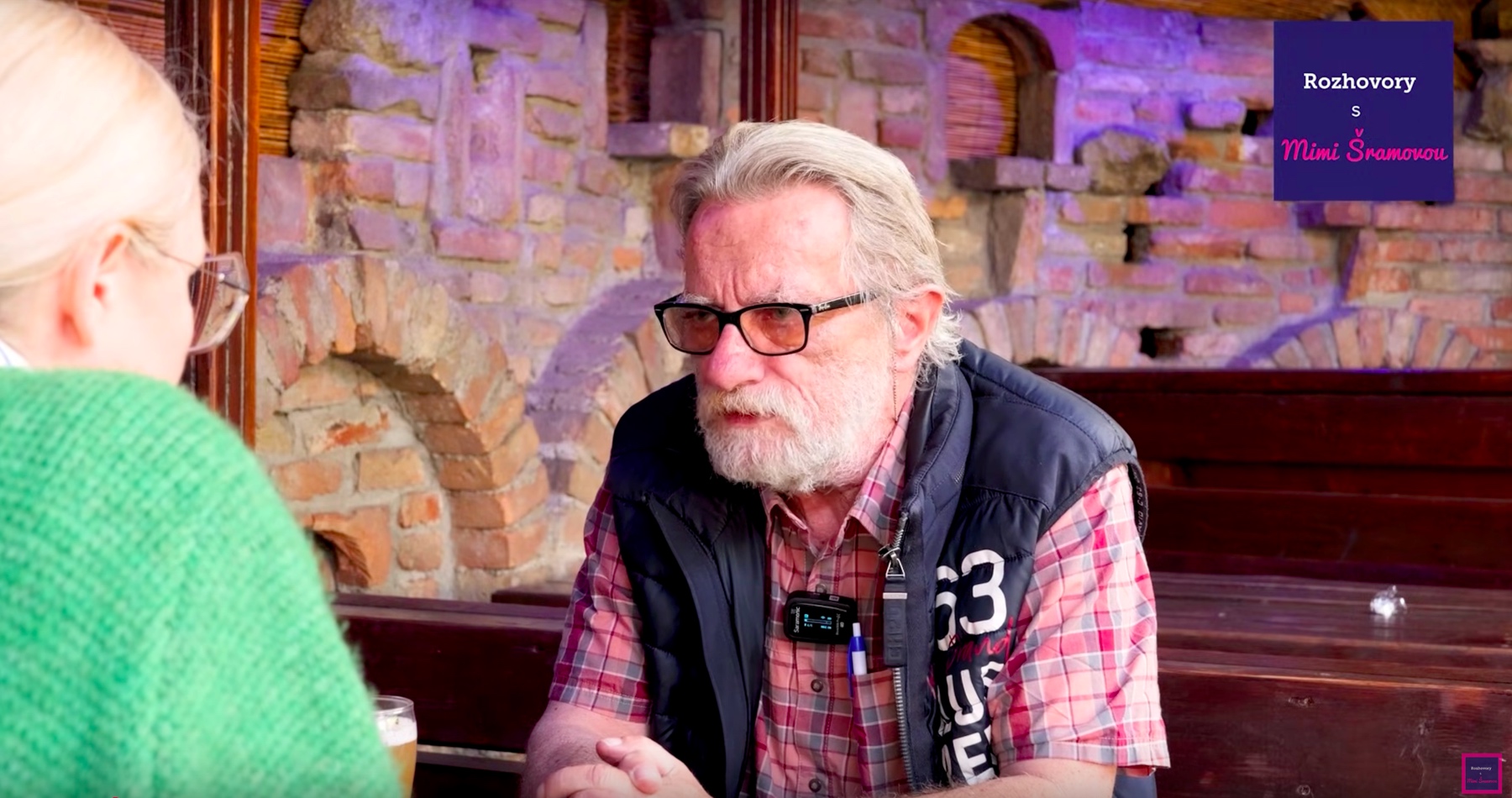 VIDEO: Ján Baránek o dehumanizácii občanov zo strany progresivistov, ktorá odštartovala počas covidizmu, jej pokračovaní šírením nenávisti, ktorá vyústila do pokusu zavraždiť premiéra Roberta Fica, nečinnosti ministerstva vnútra a generálnej prokuratúry, studenej občianskej vojne, ktorá môže prerásť do vážnejších incidentov, kauze Bombic a meraní dvojakým metrom pri nepohodlých politických názoroch jednotlivcov, alfasamcoch v politike, neschopnej opozícii, spojenectve progresívcov s inými stranami, odklone KDH od kresťanských hodnôt, spájaní sa národných strán, náraste preferencií hnutia Republika, ale aj o plánoch jeho strany Zdravý rozum a o stabilite koalície a predčasných voľbách