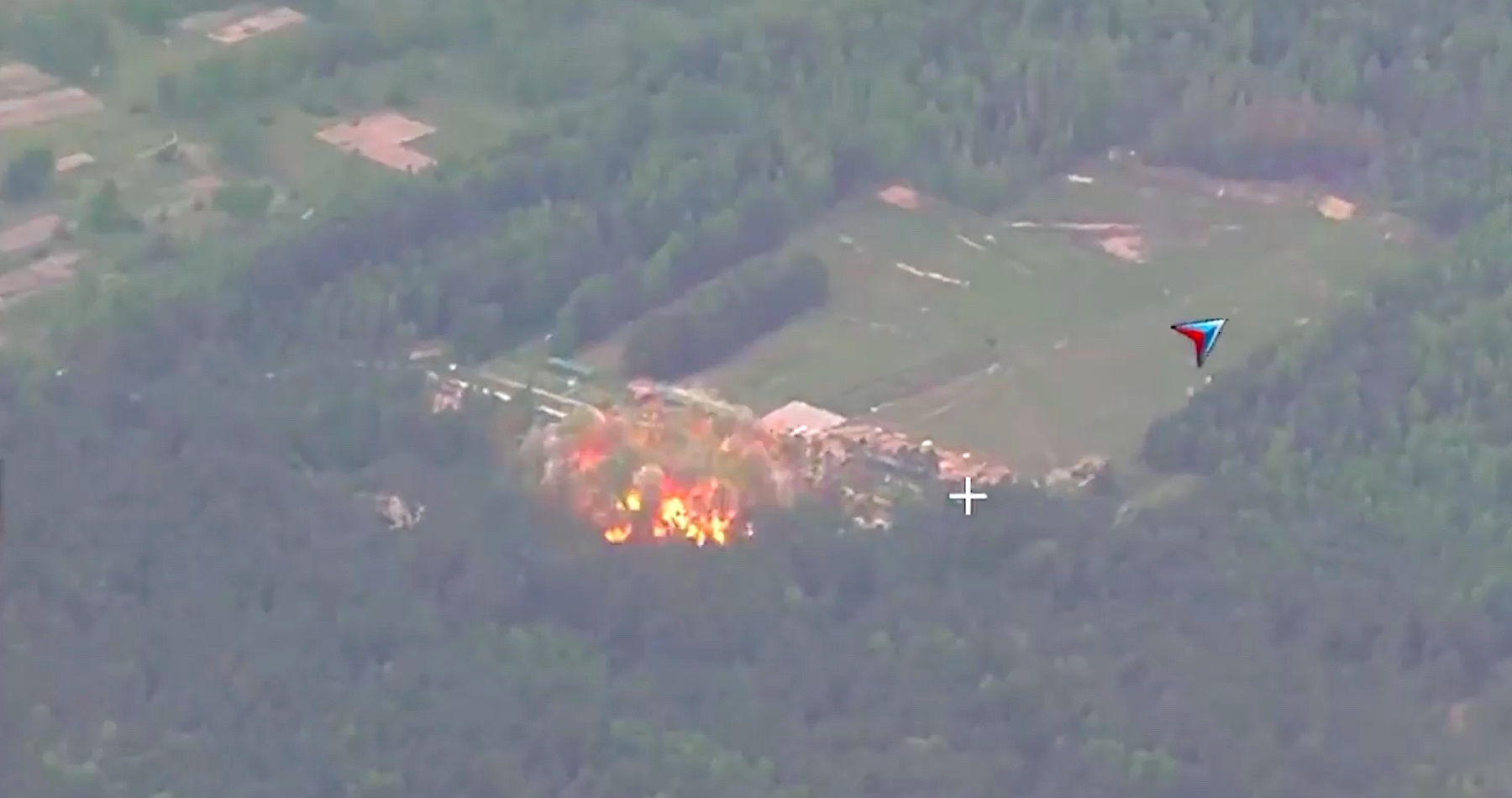 VIDEO: Ruská armáda zlikvidovala v prihraničnej oblasti raketou Iskander tábor ukrajinských špeciálnych síl aj so zahraničnými inštruktormi