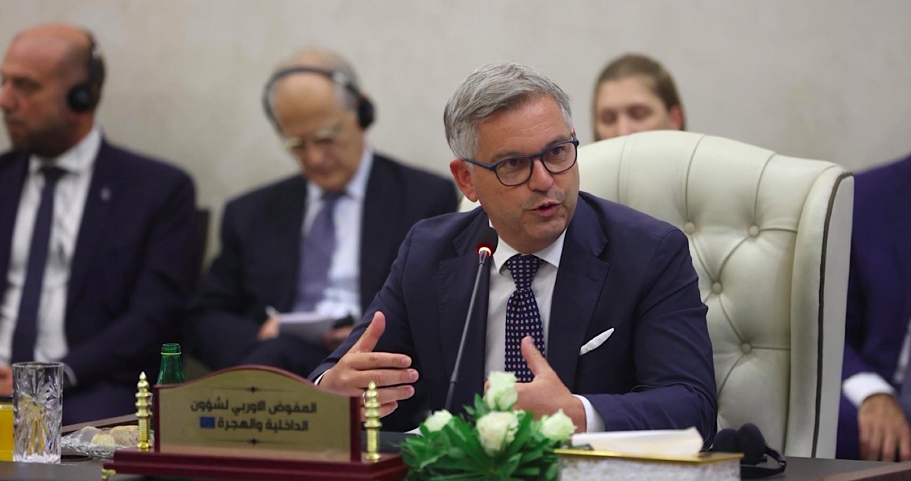 Libyjci vypoklonkovali eurokomisaře Brunnera a několik evropských ministrů ze země