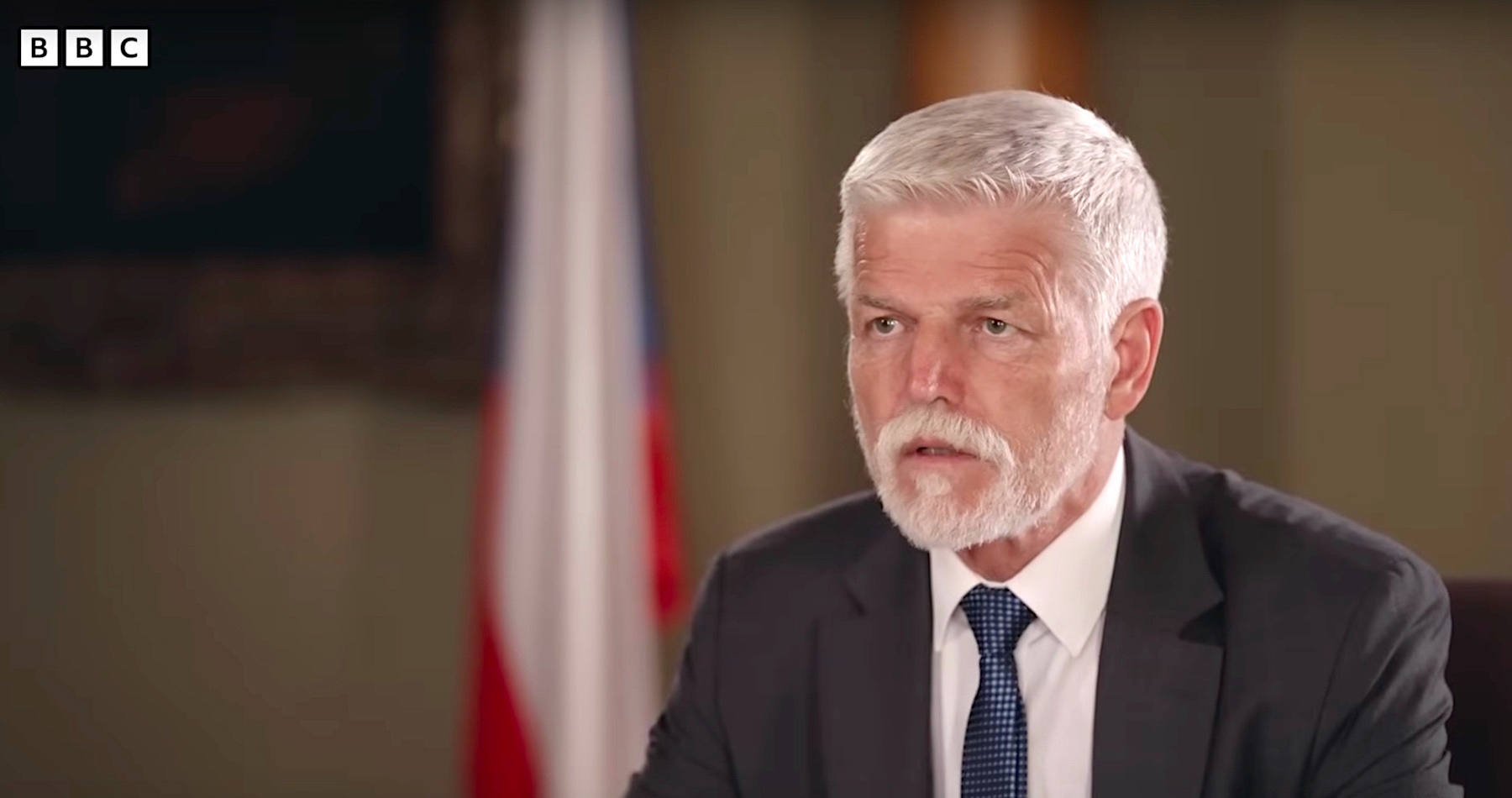 VIDEO: Podle českého prezidenta Petra Pavla Ukrajina bude muset za obnovu státnosti a nezávislosti zaplatit cenu a “dočasně” odstoupit Rusku svá území. Oleksij Arestovič mezitím prohlásil, že na Ukrajině lze na podzim očekávat mobilizaci žen