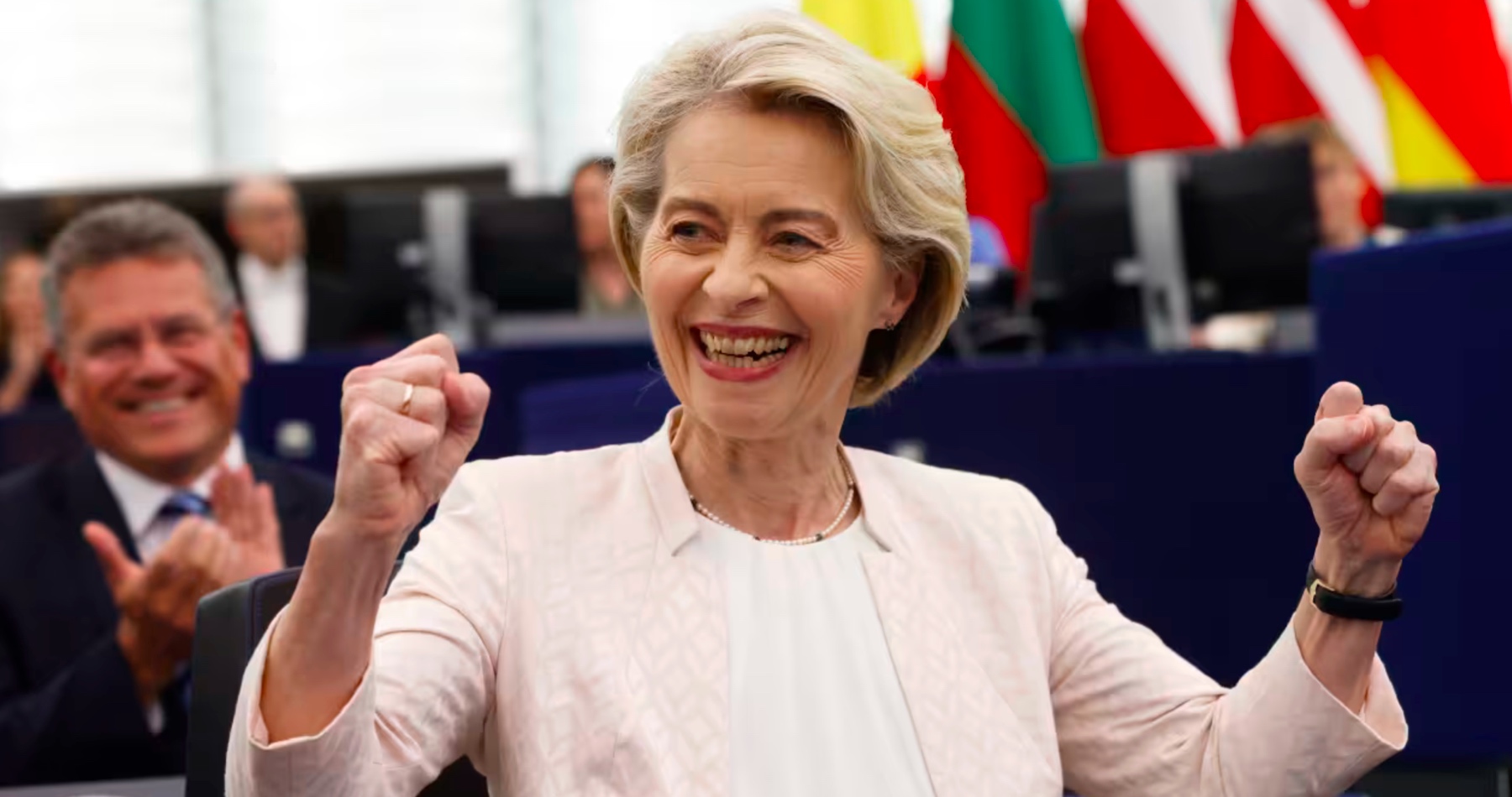 VIDEO: Ursula von der Leyenová ostáva napriek vážnym podozreniam z korupcie a netransparentnosti aj naďalej riadiť Európsku komisu v Bruseli. Predsedníčka eurokomisie hlasovanie o nedôvere v Európskom parlamente ustála